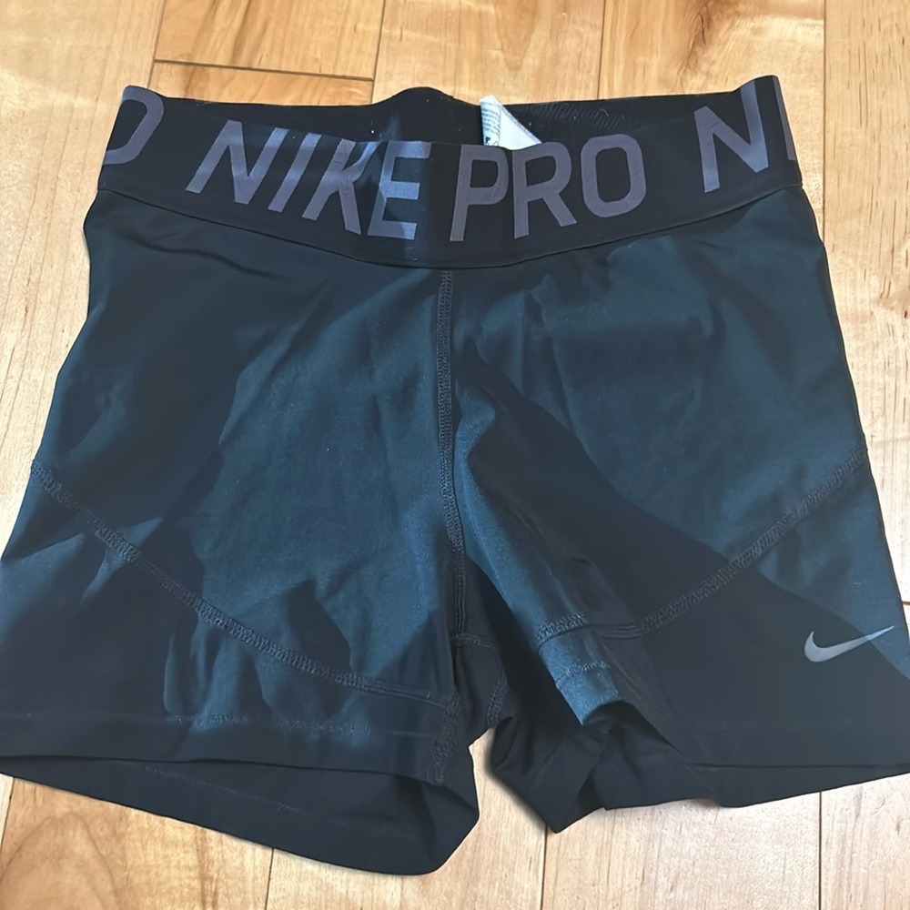 nike pro spandex shorts